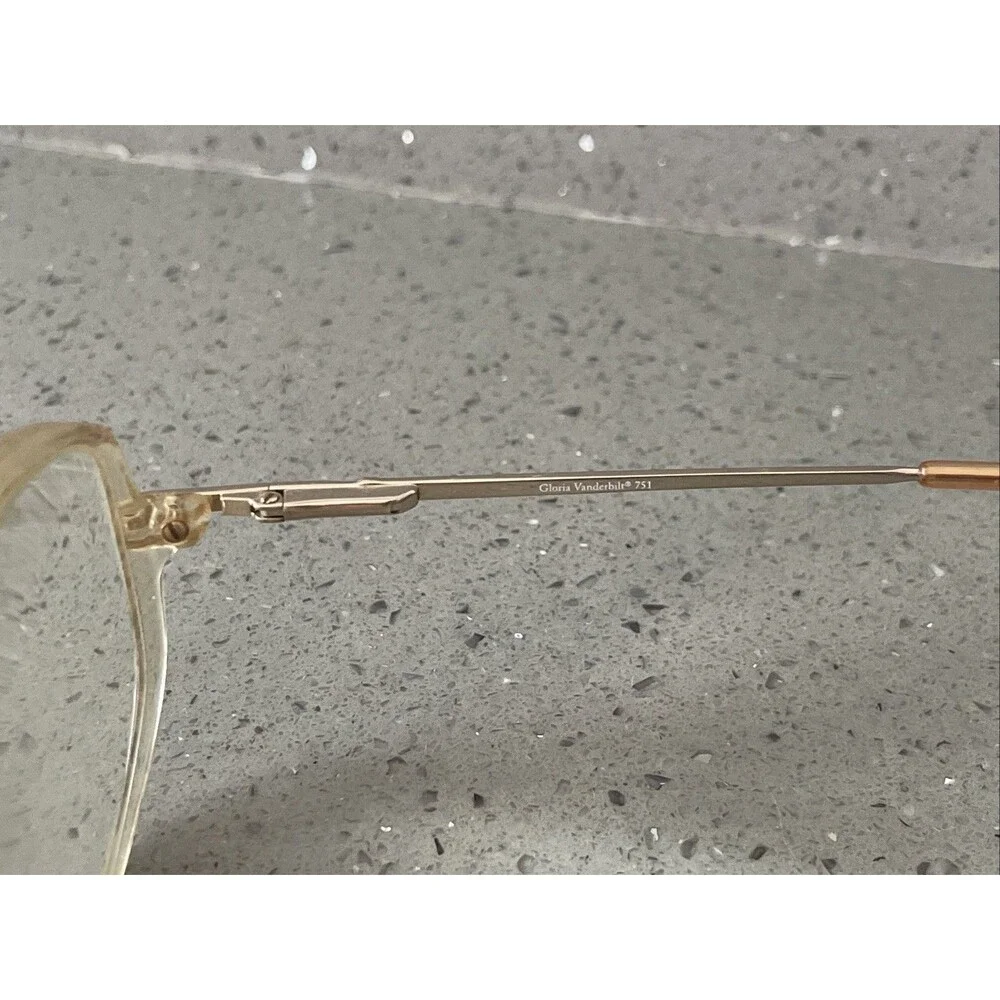 Gloria Vanderbilt 751 Eyeglass frames only Zyloware 097 55-14-140mm Full rim VTG